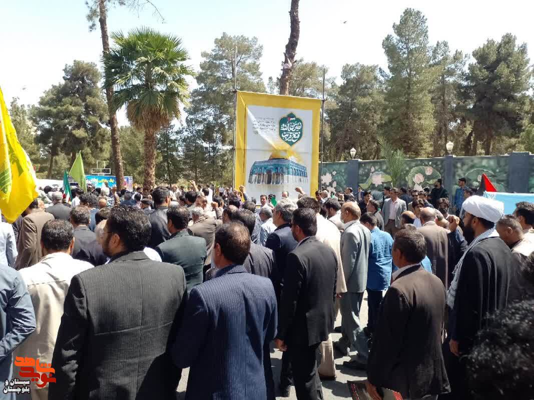 راهپیمایی روز جهانی قدس با حضور خانواده‌های معظم شهدا و ایثارگران در زاهدان