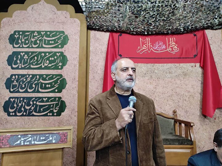 فعالیت های کنگره شهدای غریب ادامه دارد/  تولیدات فاخر فرهنگی شهدای غریب را به نسل جوان می رسانیم