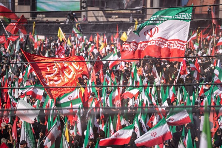 تصاویر اختصاصی نوید شاهد از مصلای تهران در روز دوم وداع با رهبر شهید