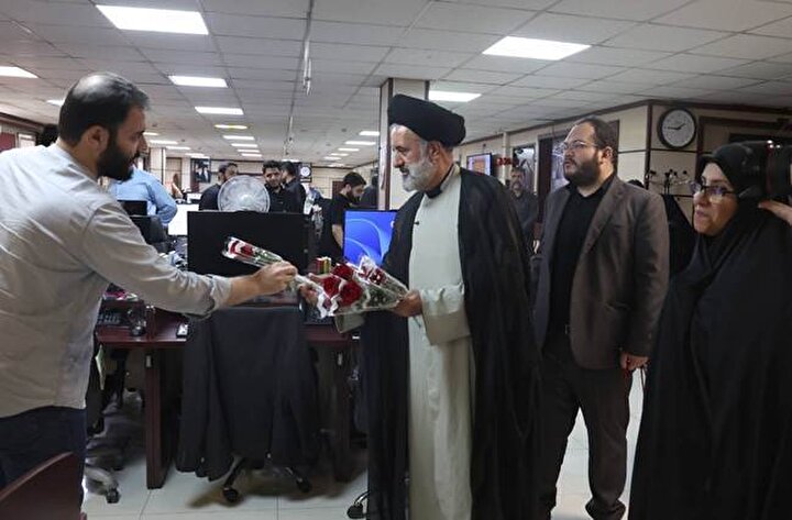 بازدید نماینده ولی‌فقیه در بنیاد شهید و امور ایثارگران از خبرگزاری فارس