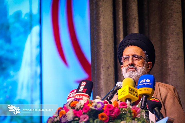 شهدا با خداوند معامله می‌‌‎کنند